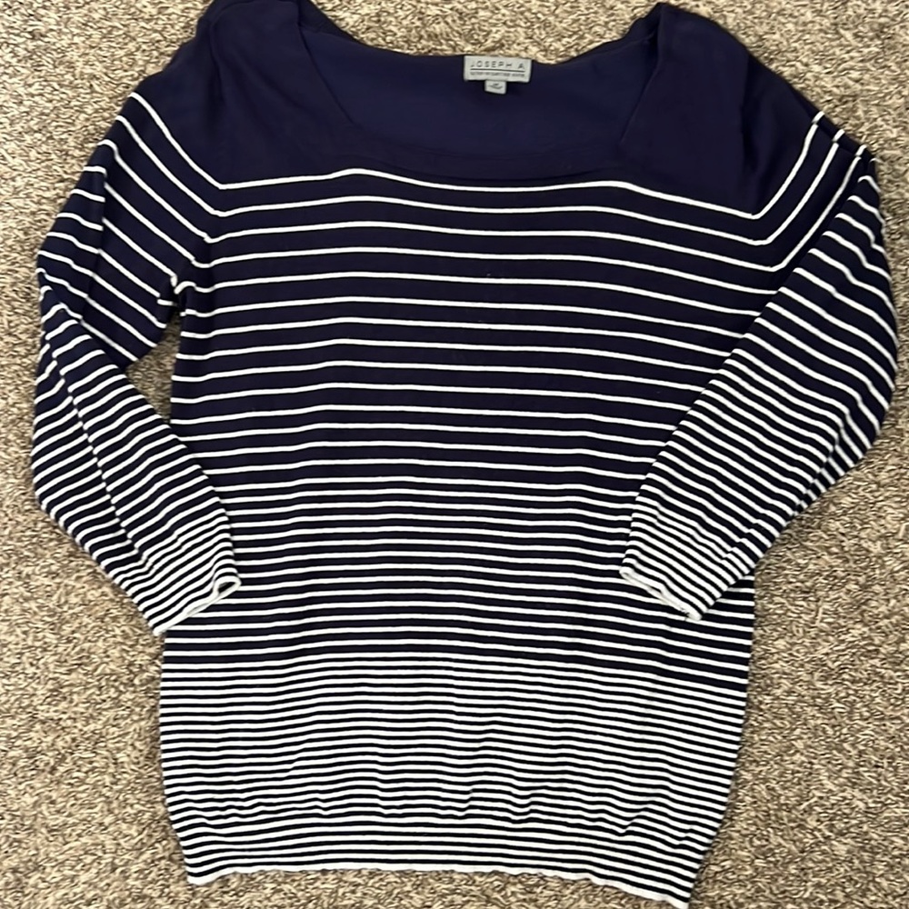 Navy and White Quarter Sleeve Top